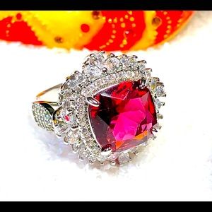 💋large bold Ruby cocktail ring